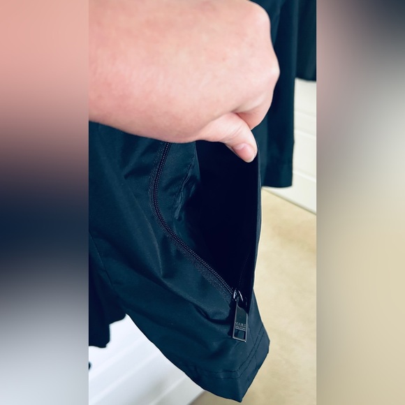 Men’s Designer Jacket, New Condition Originally $300 - Picture 4 of 7